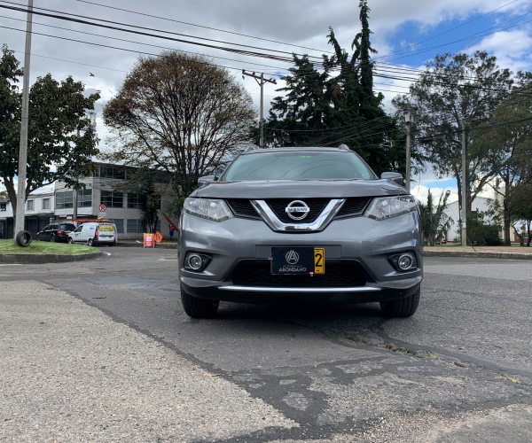 NISSAN X-TRAIL 2018