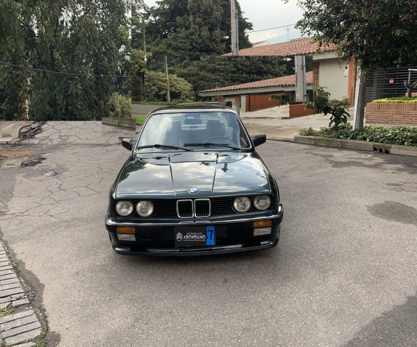 BMW 323I E30 1984